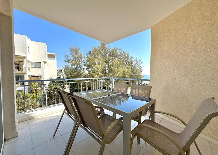 King's Palace 2bd, 2bath Sea View *